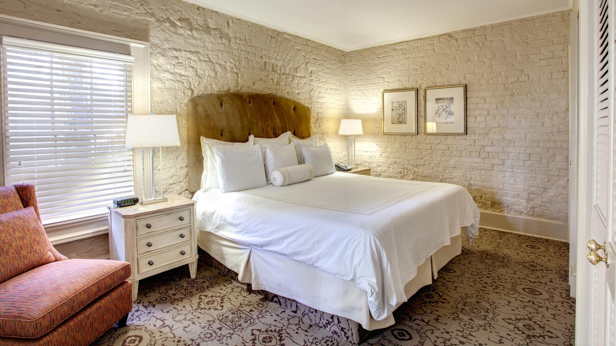 Dauphine Orleans Hotel Новый Орлеан Экстерьер фото